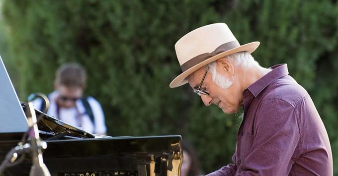 Ludovico_Einaudi.jpg