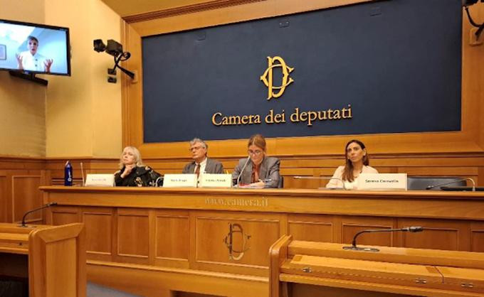 Sala_stampa_11_giugno.jpg