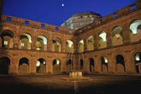 Forte_Sangallo_cortile_interno.jpg