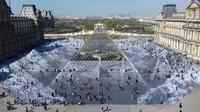 Svelato il segreto della Piramide del Louvre