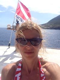 Stefania_Santoro_in_motoscafo.jpg