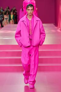 Valentino_pinkpp_men.jpg